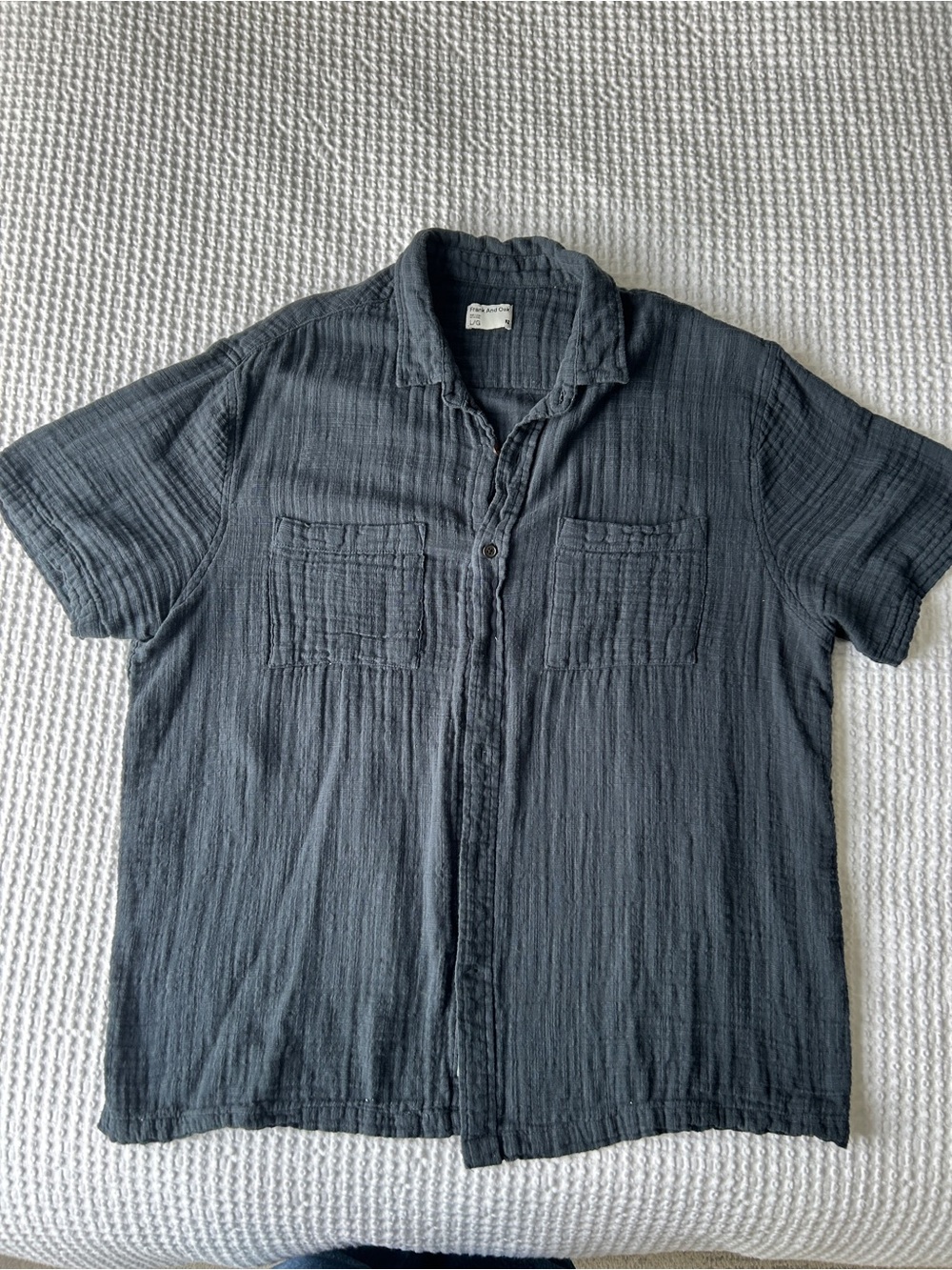 Frank & Oak Mens Short-Sleeve Button Shirt in Navy